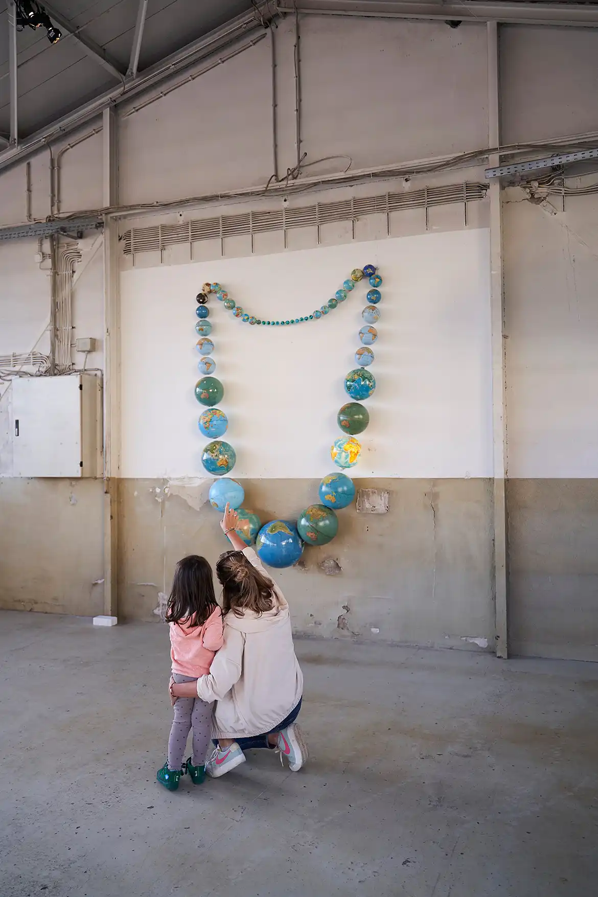 Mutter-Kind-Kunstvermittlung in der Ausstellung K wie Kunst