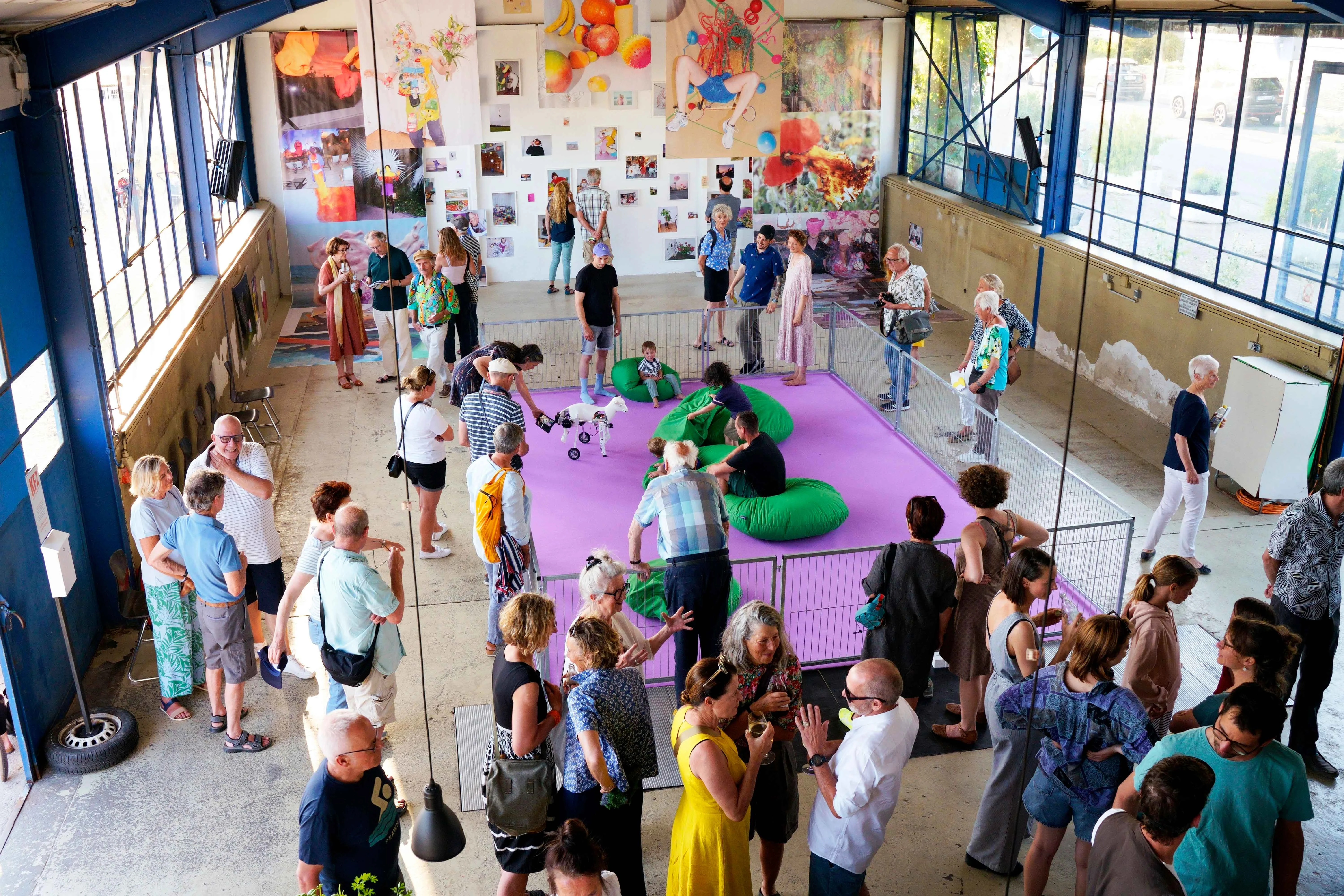 Eröffnung der Ausstellung FLUXI DATZ, KFZ - Kunst für Zukunft, 2025