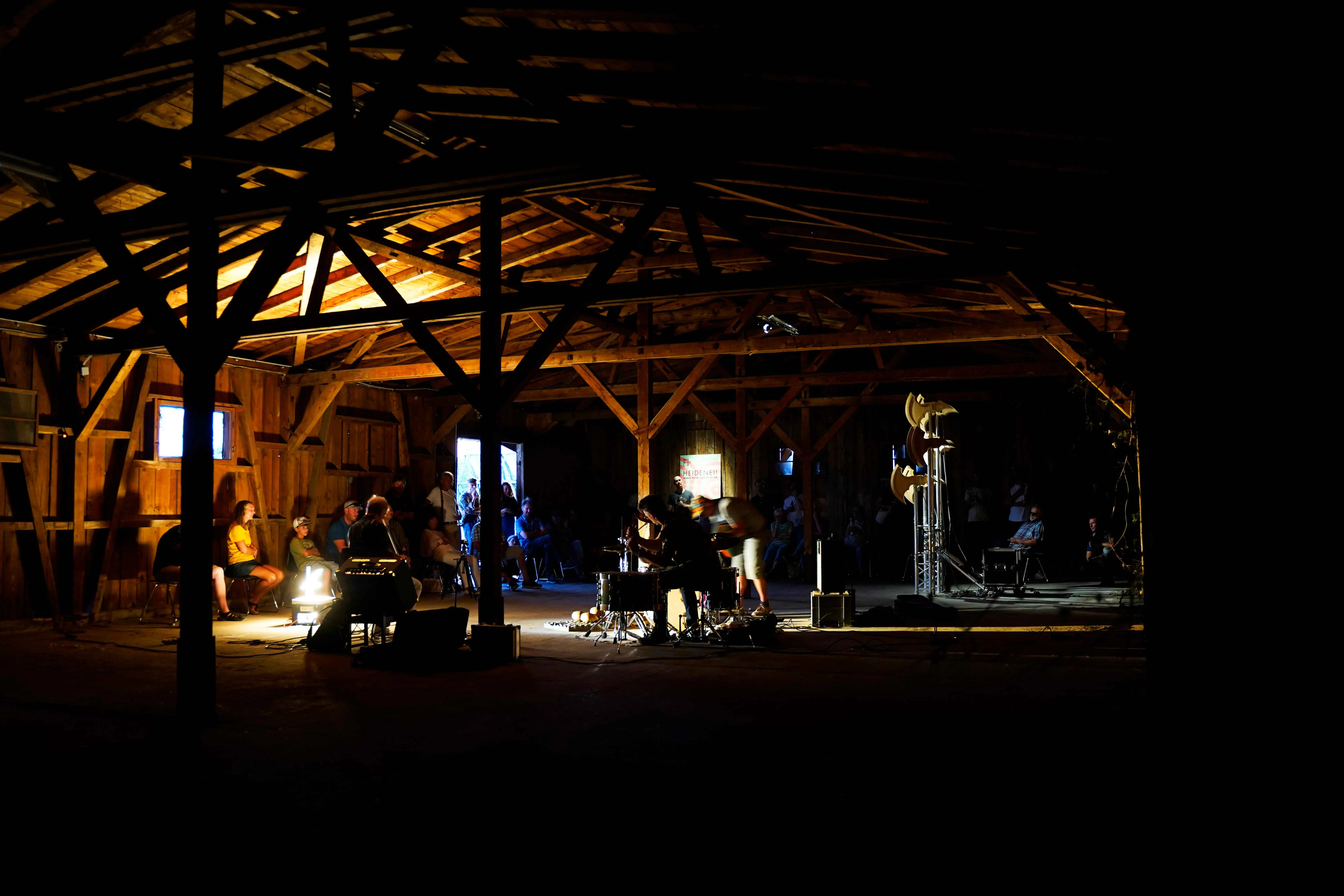 Sascha Henkel, Harald Kimmig und Christian Marien bei transtonal im KFZ - Kunst für Zukunft, 2025